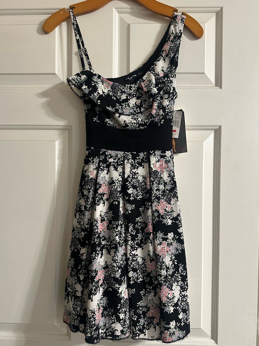 Junior's Floral Dress